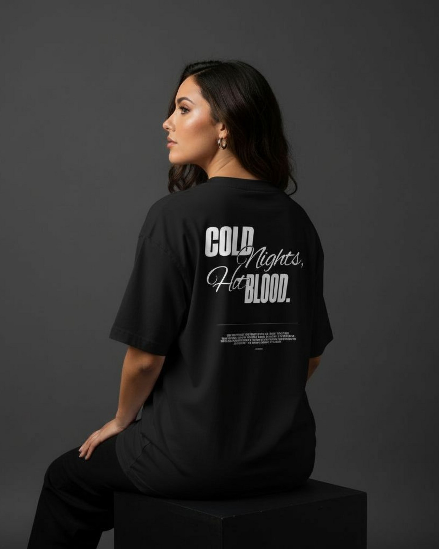 Cold nights, Hot Blood - T-Shirt